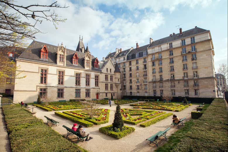 Jardim do Hôtel de Sens
